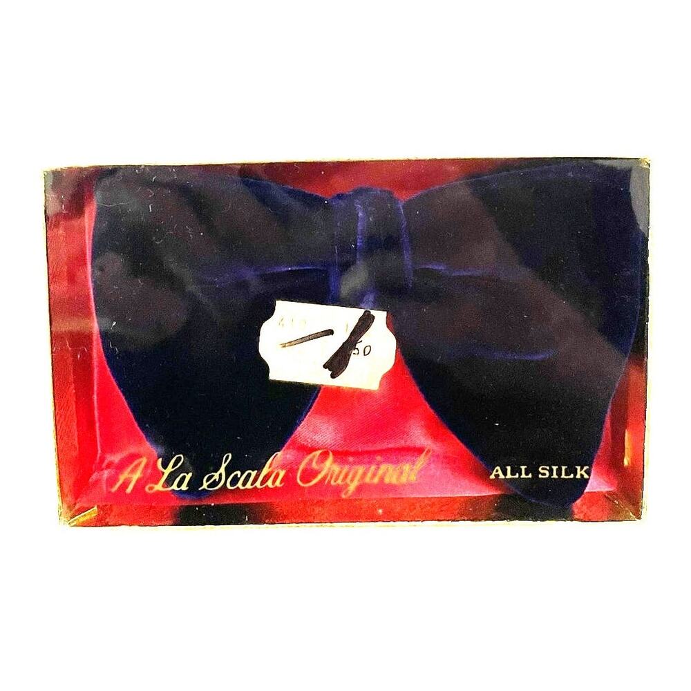 Vintage A La Scala Blue Velvet Bow Tie Silk Clip-On Ormond Rust Resist Box EUC